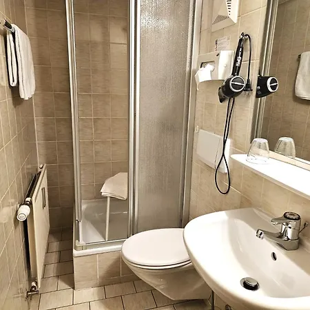 בית הארחה Gasthof-pension Alt Kirchheim 3*