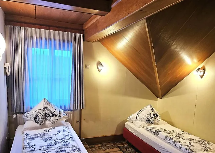 Gasthof-pension Alt Kirchheim Pensión